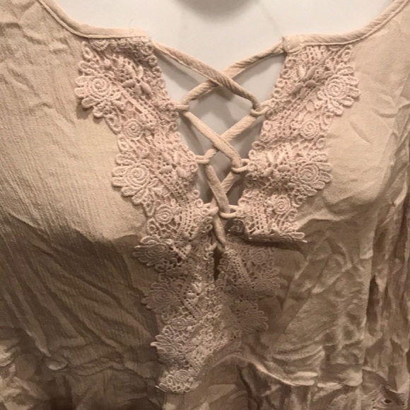 Bell sleeve top - Picture 2 of 3